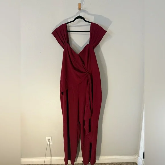 City Chic Deep Red jumpsuit - Picture 2 of 9